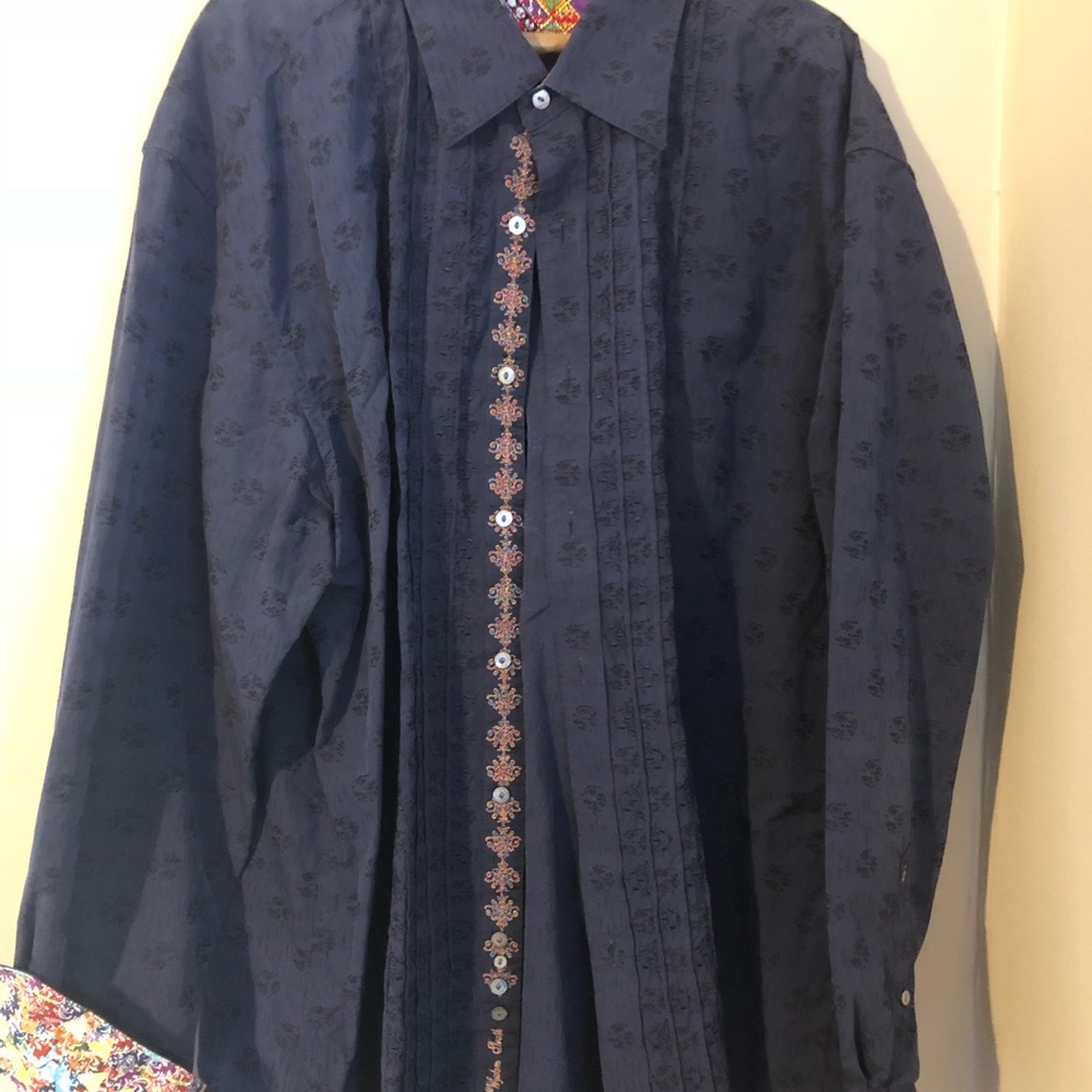 Robert Graham Button up